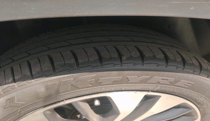 2021 MG HECTOR PLUS SHARP 2.0 DIESEL TURBO MT 6-STR, Diesel, Manual, 72,326 km, tyre