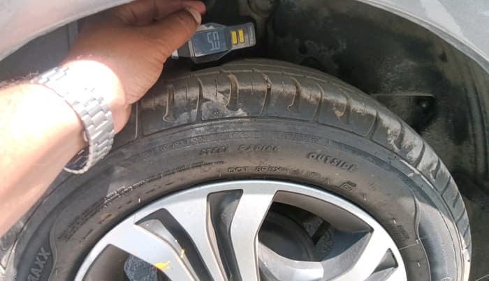 2018 Tata Tiago XZ PETROL, Petrol, Manual, 63,268 km, tyre