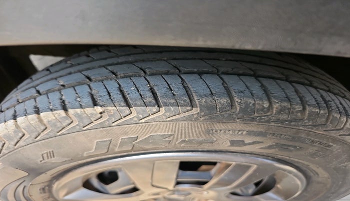 2017 Renault Kwid RXT 0.8, Petrol, Manual, 35,314 km, tyre