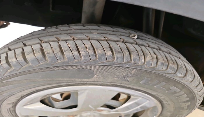 2017 Renault Kwid RXT 0.8, Petrol, Manual, 35,314 km, tyre