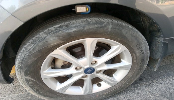 2019 Ford Ecosport TITANIUM 1.5L DIESEL, Diesel, Manual, 1,11,554 km, tyre