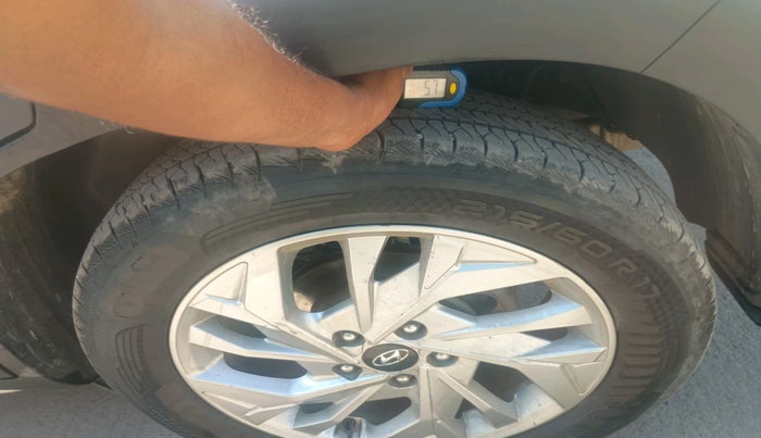 2022 Hyundai Creta SX 1.5 PETROL, Petrol, Manual, 57,970 km, tyre