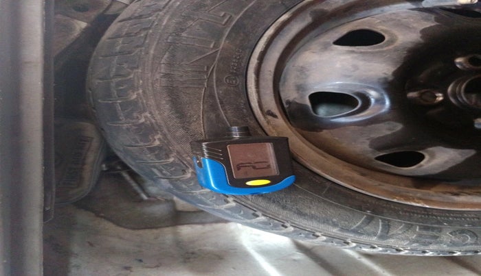 2011 Maruti Alto K10 VXI, Petrol, Manual, 51,056 km, tyre