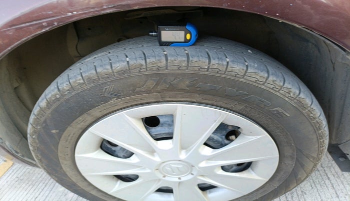 2010 Maruti SX4 VXI, Petrol, Manual, 1,09,271 km, tyre