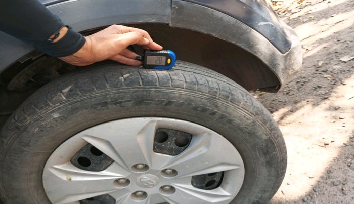 2016 Hyundai Creta E PLUS 1.6 PETROL, Petrol, Manual, 85,536 km, tyre