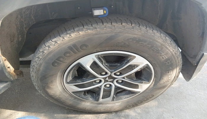 2025 Mahindra BOLERO NEO N10 R, Diesel, Manual, 14,498 km, tyre