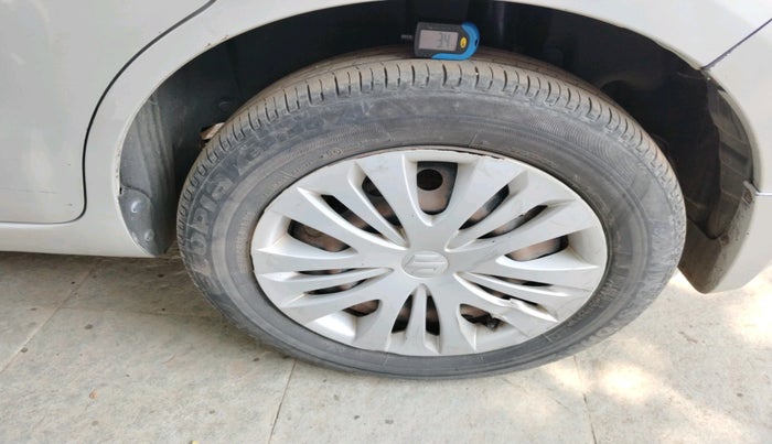 2013 Maruti Ertiga VDI, Diesel, Manual, 2,46,238 km, tyre