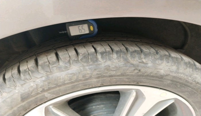 2019 Hyundai Verna 1.6 VTVT SX, Petrol, Manual, 17,633 km, tyre