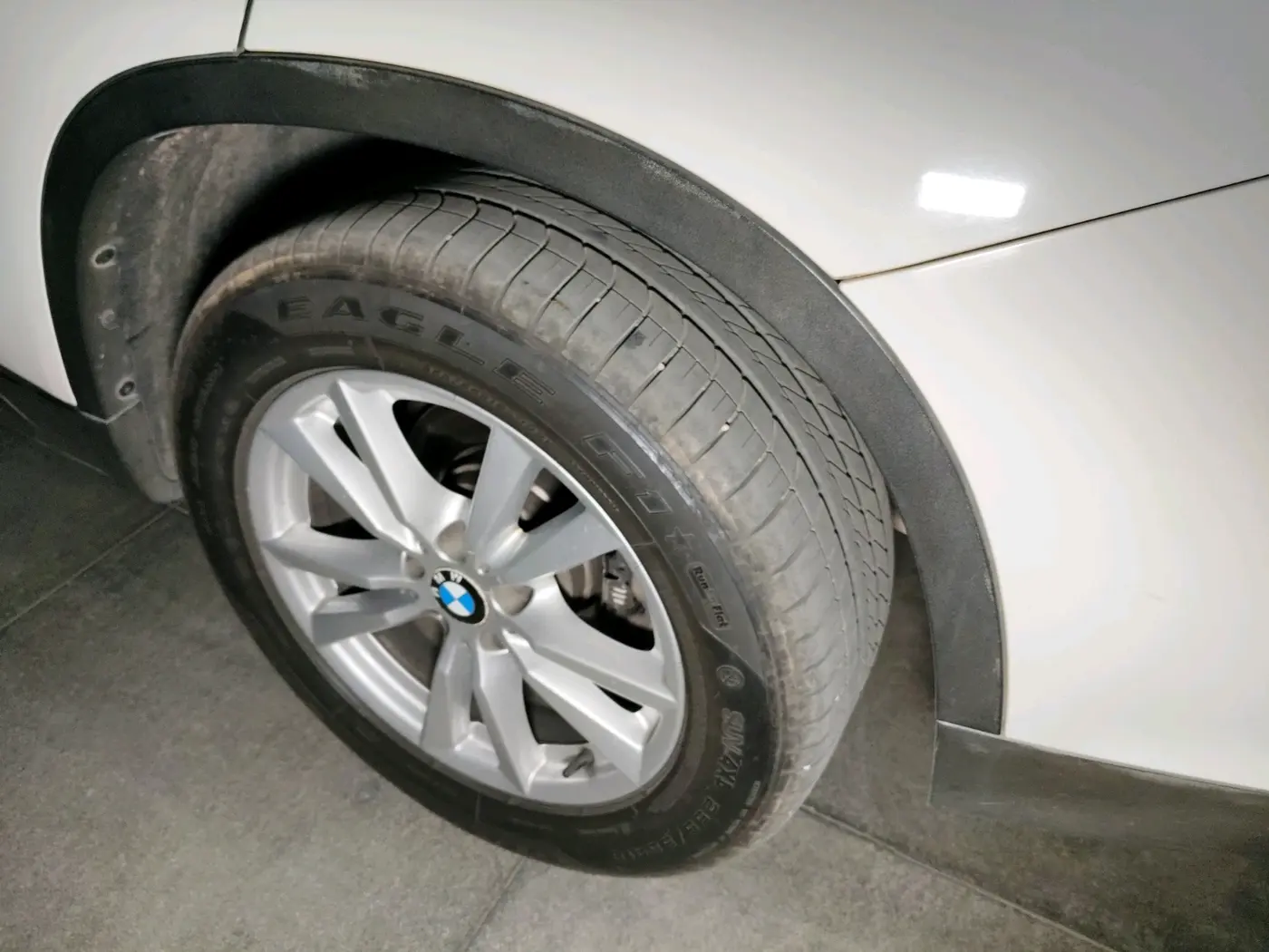 2014 BMW X5 XDRIVE 30 D, Diesel, Automatic, 1,27,148 km, tyre