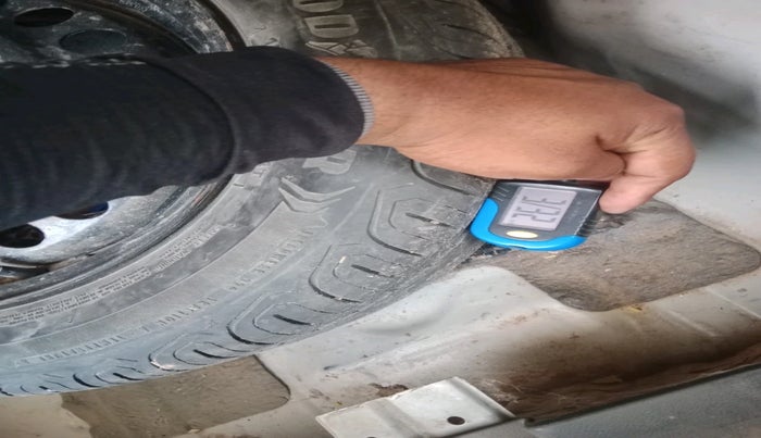 2014 Honda City 1.5L I-VTEC V MT, Petrol, Manual, 68,252 km, tyre