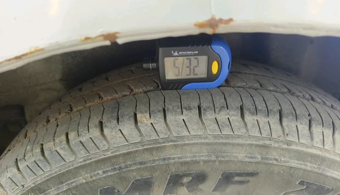 2011 Maruti Ritz VDI, Diesel, Manual, 1,09,093 km, tyre
