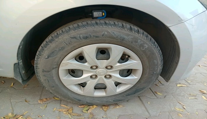 2017 Hyundai Elite i20 SPORTZ 1.2, Petrol, Manual, 62,428 km, tyre