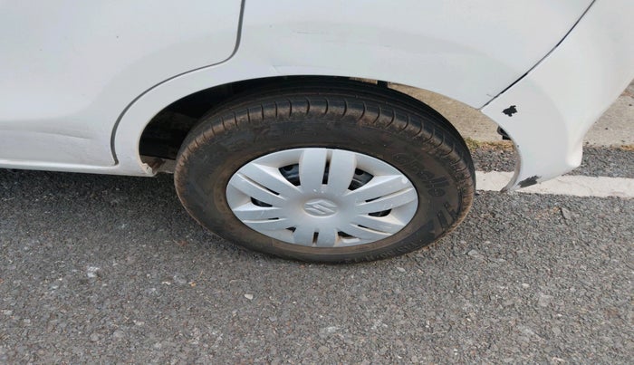 2021 Maruti Alto LXI, Petrol, Manual, 99,602 km, tyre