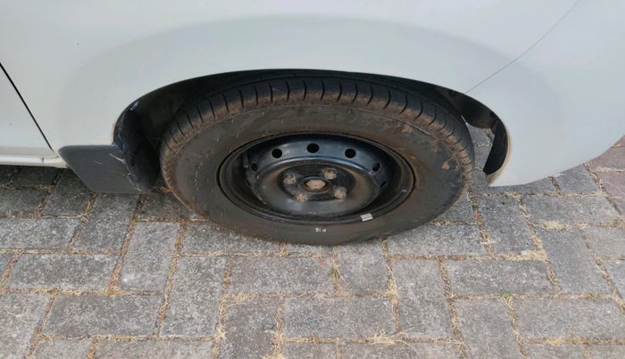 2021 Maruti Alto LXI, Petrol, Manual, 99,602 km, tyre