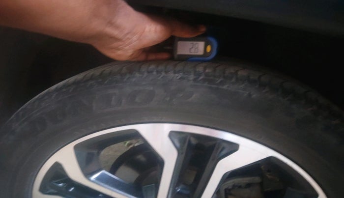 2020 Jeep Compass LIMITED PLUS DIESEL, Diesel, Manual, 1,27,909 km, tyre