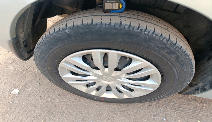 2023 Maruti Dzire VXI CNG, CNG, Manual, 82,324 km, tyre