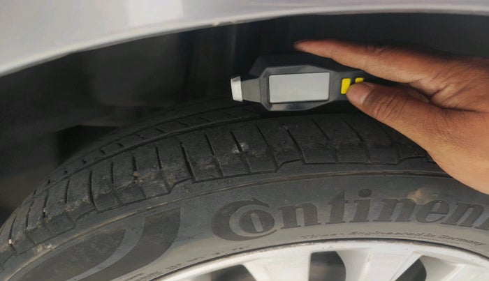 2016 Maruti Ciaz ZDI SHVS, Diesel, Manual, 1,07,704 km, tyre