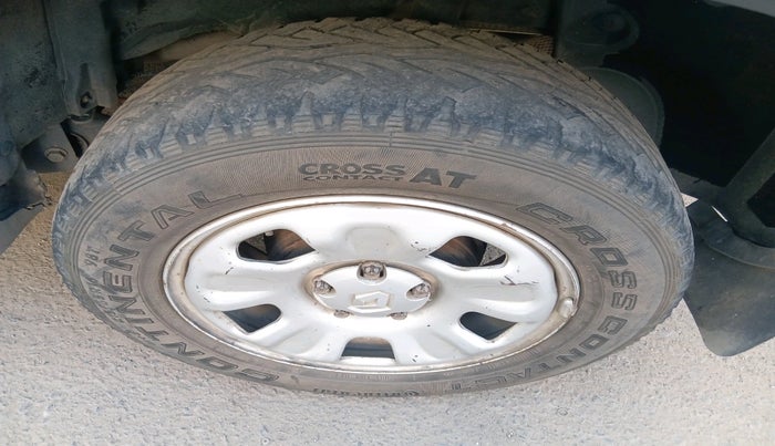 2014 Renault Duster 85 PS RXL DIESEL, Diesel, Manual, 1,01,040 km, tyre