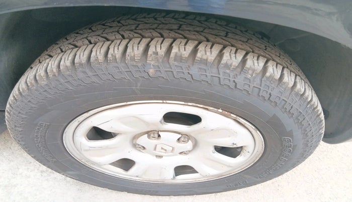 2014 Renault Duster 85 PS RXL DIESEL, Diesel, Manual, 1,01,040 km, tyre