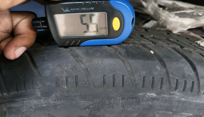 2017 Maruti Celerio VXI (O) CNG, CNG, Manual, 81,153 km, tyre