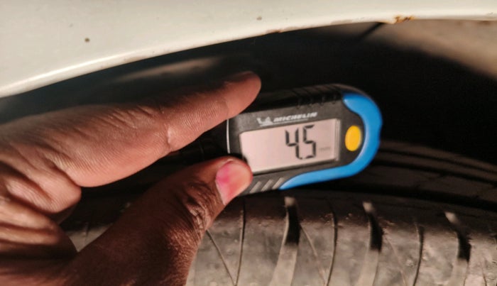 2013 Hyundai Verna FLUIDIC 1.6 VTVT EX, Petrol, Manual, 68,946 km, tyre