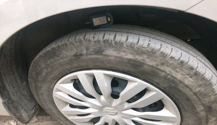 2018 Maruti Dzire VXI, Petrol, Manual, 25,115 km, tyre