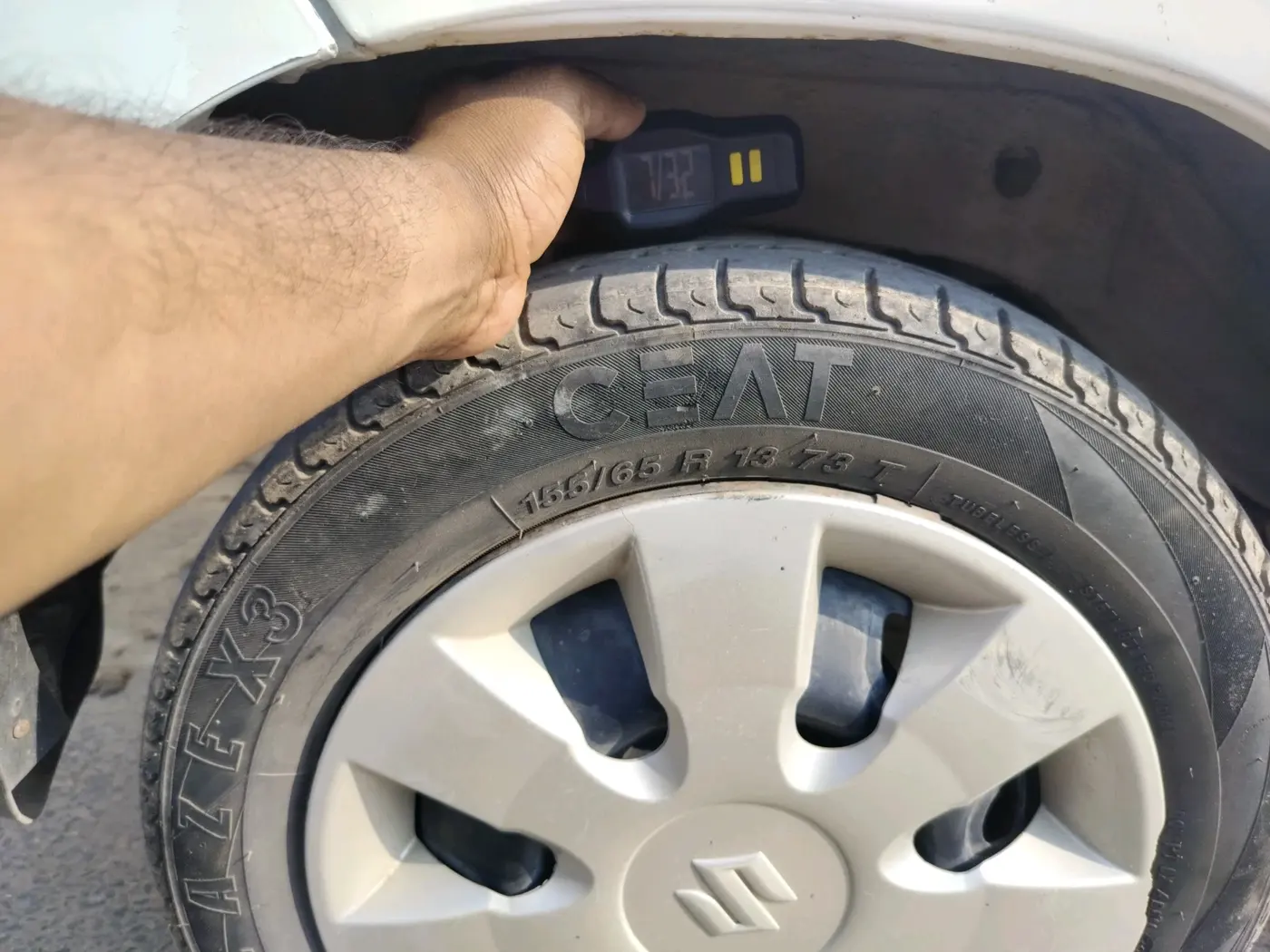 2013 Maruti Alto K10 VXI, Petrol, Manual, 87,691 km, tyre