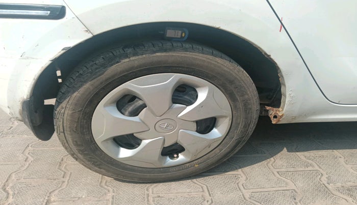 2017 Tata Tiago XT PETROL, Petrol, Manual, 39,132 km, tyre