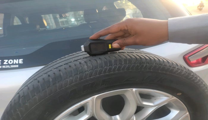 2013 Ford Ecosport TITANIUM 1.5L DIESEL, Diesel, Manual, 1,14,616 km, tyre