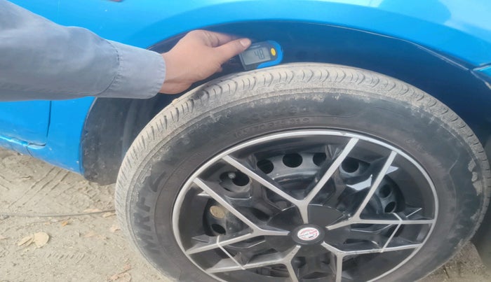 2012 Honda Brio S MT, Petrol, Manual, 73,367 km, tyre