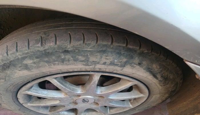 2014 Mahindra Verito 1.5 D6, Diesel, Manual, 1,25,537 km, tyre