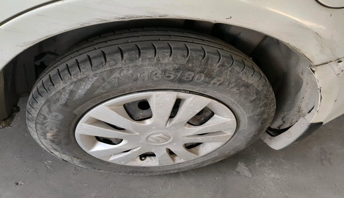 2013 Maruti Swift Dzire LDI, Diesel, Manual, 1,21,437 km, tyre