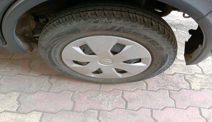 2024 Maruti Alto K10 VXI CNG, CNG, Manual, 38,237 km, tyre