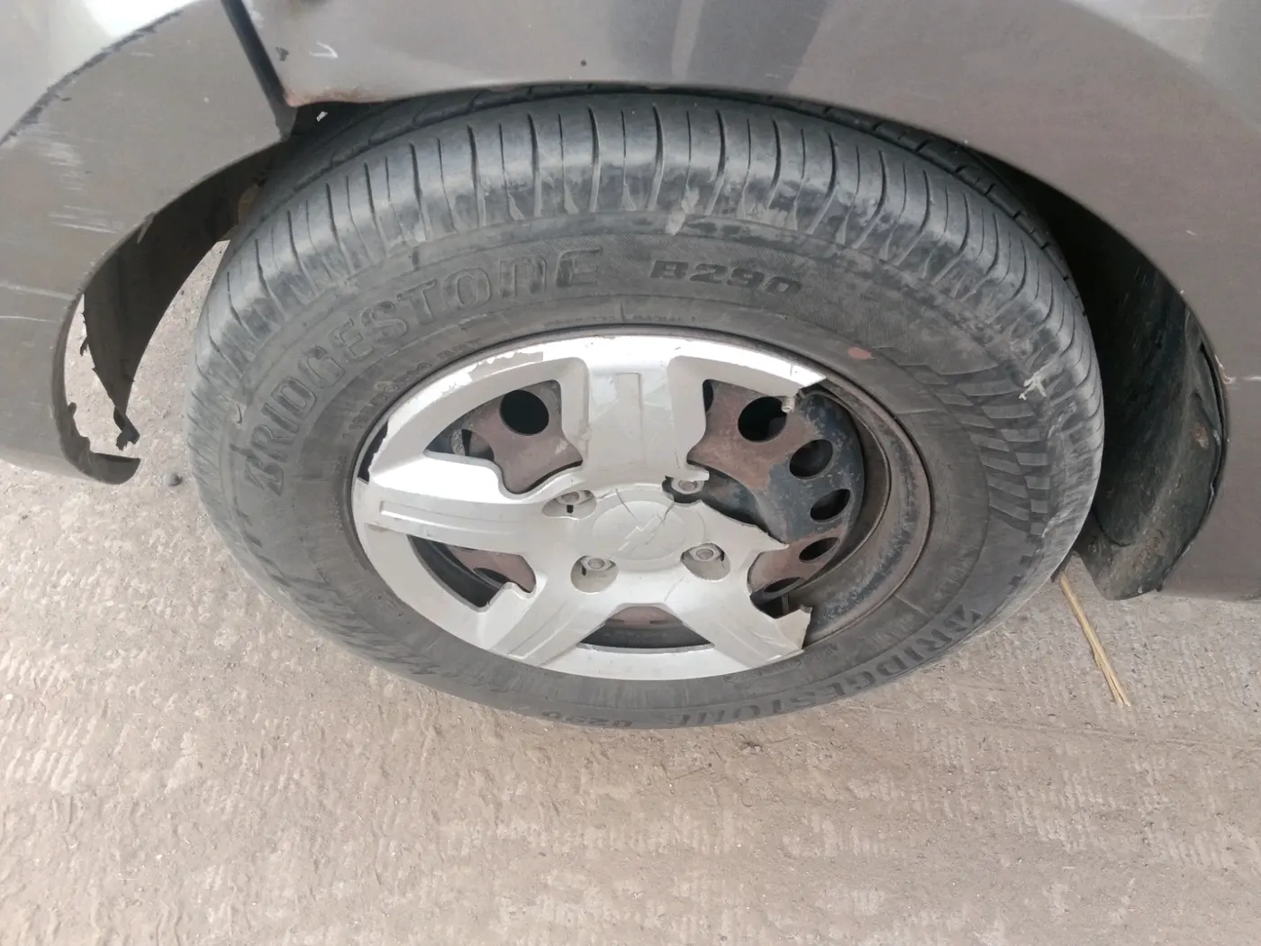 2014 Chevrolet Enjoy 1.3 LS 8 STR, Diesel, Manual, 1,88,499 km, tyre