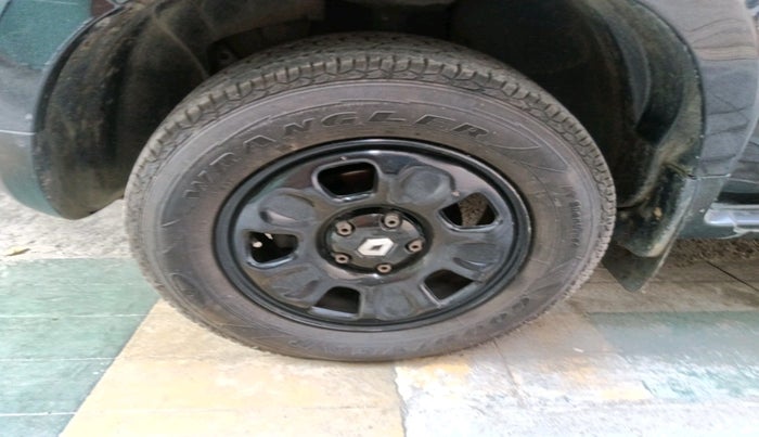 2013 Renault Duster 85 PS RXL DIESEL, Diesel, Manual, 1,04,050 km, tyre