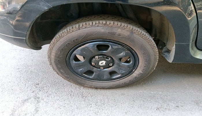 2013 Renault Duster 85 PS RXL DIESEL, Diesel, Manual, 1,04,050 km, tyre