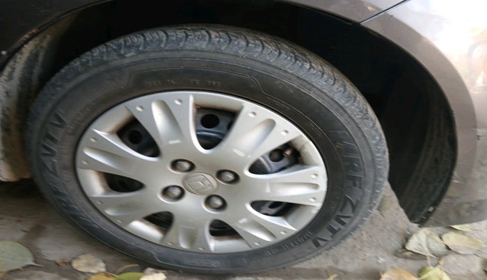 2012 Honda Brio S MT, Petrol, Manual, 67,380 km, tyre