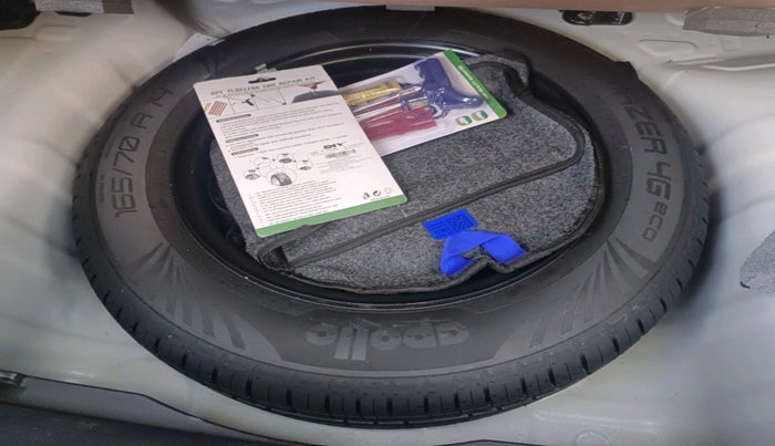 2024 Hyundai EXTER SX(O) 1.2 AMT, Petrol, Automatic, 15,820 km, tyre