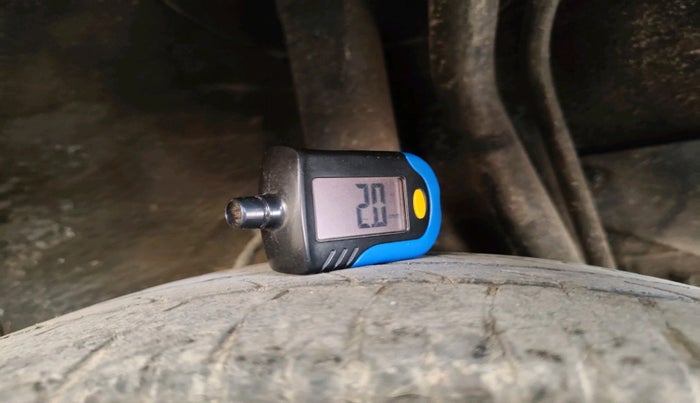 2016 Tata Zest XMS PETROL, Petrol, Manual, 53,462 km, tyre