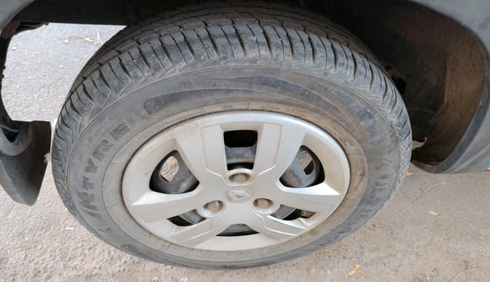 2019 Renault Kwid RXL, Petrol, Manual, 56,148 km, tyre