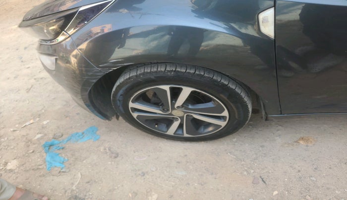 2020 Tata ALTROZ XZ PETROL, Petrol, Manual, 88,416 km, tyre