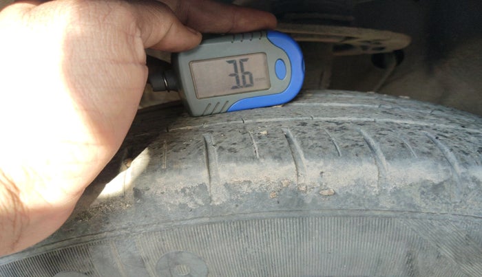 2023 Maruti Baleno  ZETA CNG 1.2L, CNG, Manual, 54,642 km, tyre