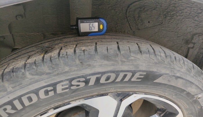 2021 Tata NEXON XZ PLUS PETROL, CNG, Manual, 27,258 km, tyre