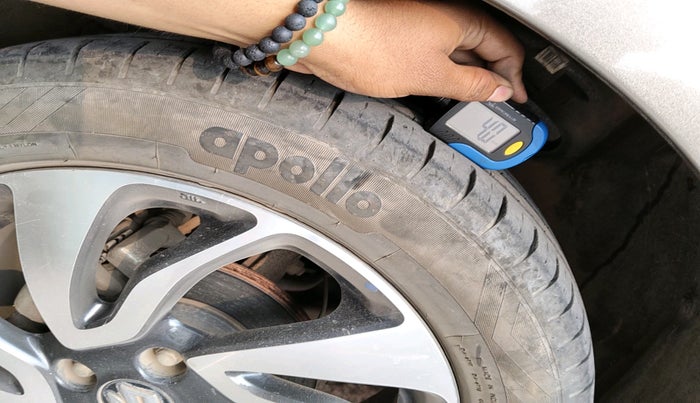 2021 Maruti Baleno ZETA PETROL 1.2, Petrol, Manual, 56,242 km, tyre