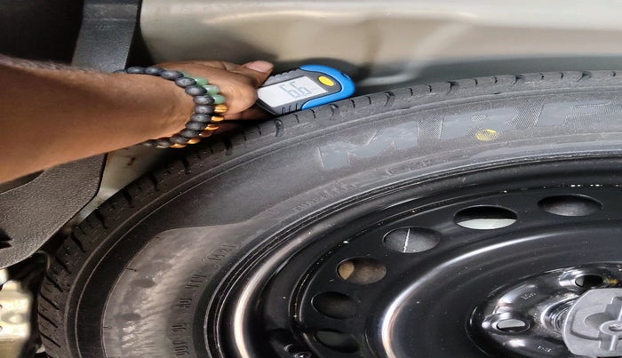 2021 Maruti Baleno ZETA PETROL 1.2, Petrol, Manual, 56,242 km, tyre