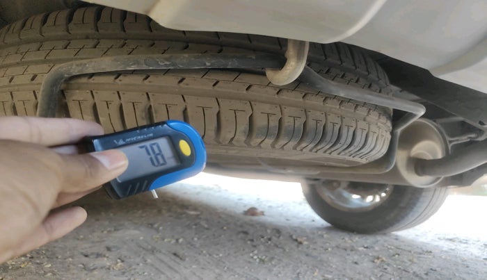 2022 Maruti XL6 ZETA MT, Petrol, Manual, 40,942 km, tyre