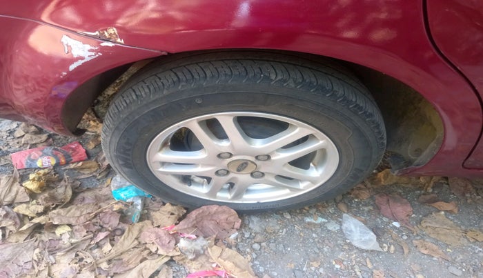 2009 Ford Fiesta SXI 1.6 PETROL, Petrol, Manual, 80,000 km, tyre