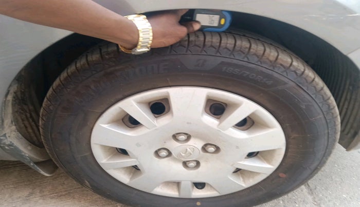 2013 Hyundai i20 MAGNA (O) 1.2, Petrol, Manual, 36,124 km, tyre