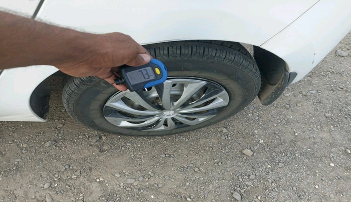 2012 Hyundai Eon D-LITE+, Petrol, Manual, 44,255 km, tyre