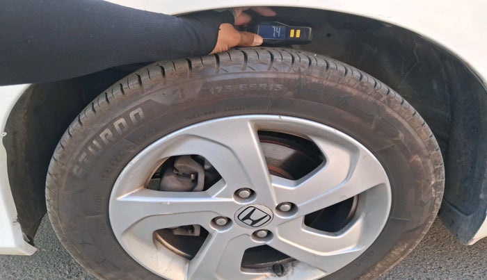 2015 Honda City 1.5L I-VTEC VX, Petrol, Manual, 71,145 km, tyre